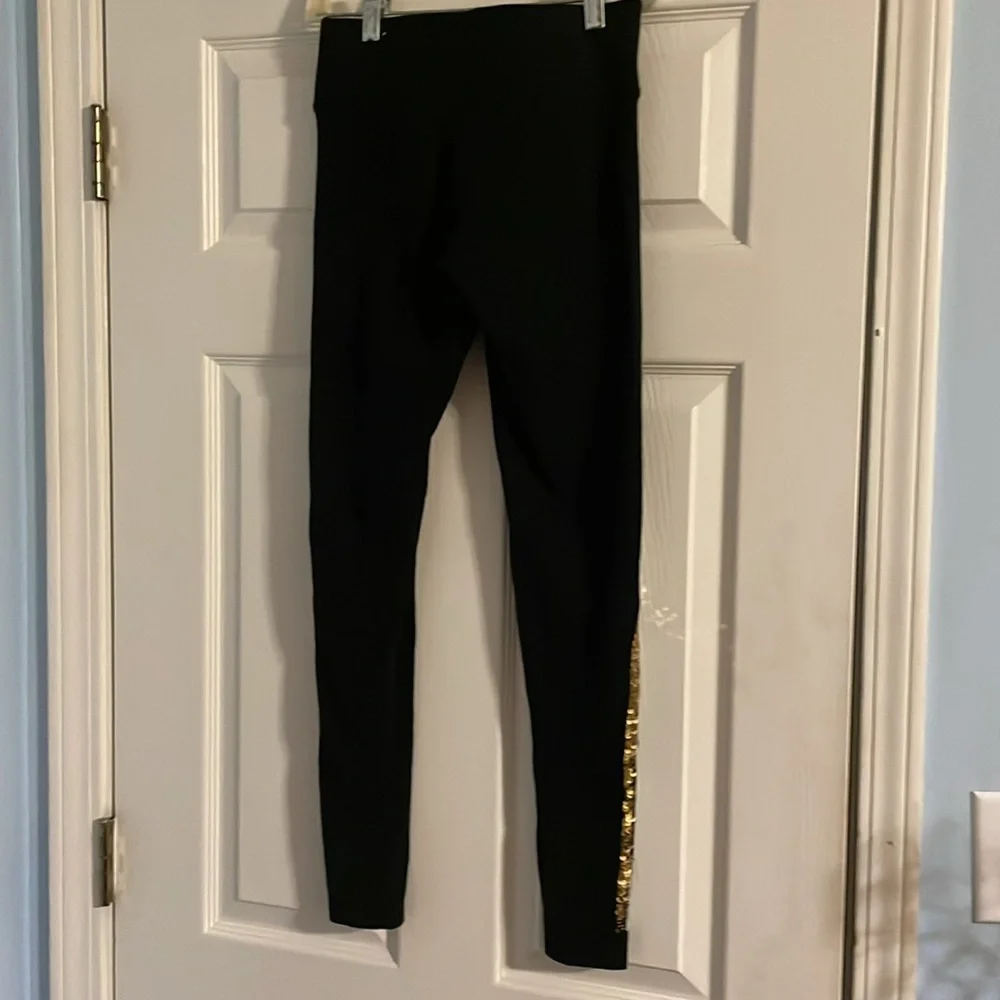 Pink‎ by Victoria’s Secret yoga pants. Size XS. Good preloved condition. - Picture 3 of 3